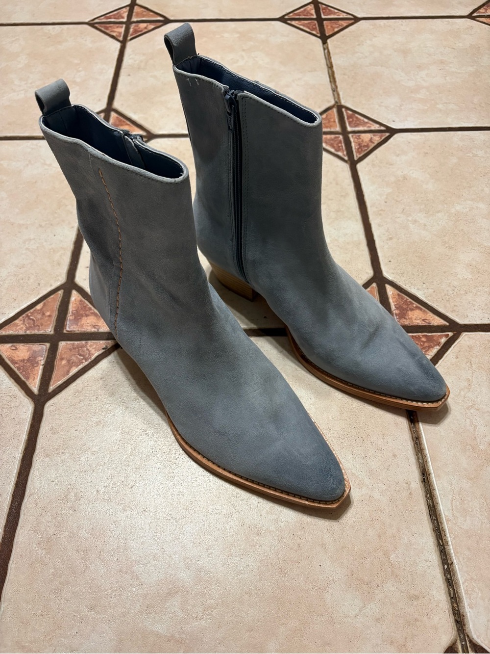 Free People Women's Grey-Blue Suede Pointed Toe Ankle Booties
